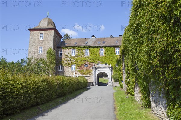 Burg Schnellenberg