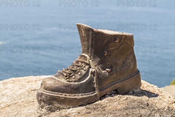 Pilgrim shoe bronze