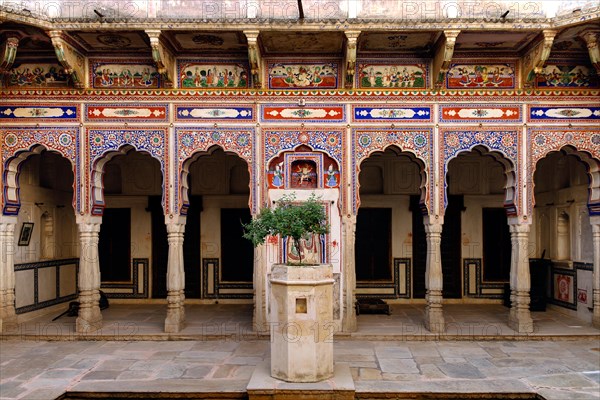 Murals in the courtyard of the Dr. Ramnath A. Podar Haveli Museum