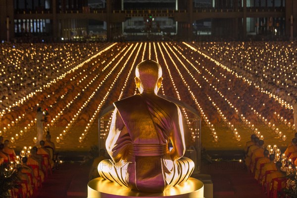 Wat Phra Dhammakaya temple