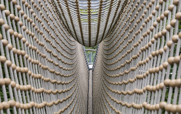 Rope tunnel