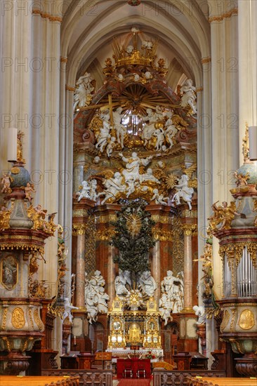 High Altar in the Collegiate Church