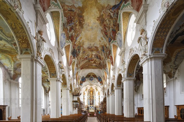 Klosterkirche St. Magnus with ceiling fresco
