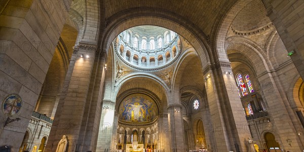 Interior arches of the Basilica of Sacre Coeur