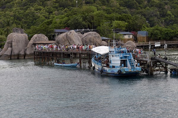 Pier of Ko Nang Yuan