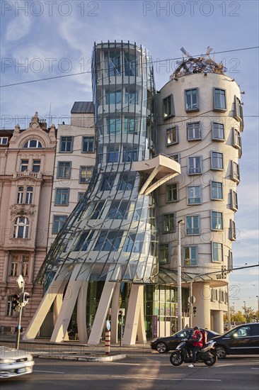 Dancing house