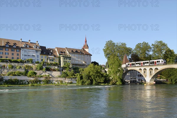 Reuss with Reuss bridge and railway