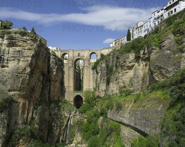 El Tajo Canyon and El Puente Nuevo bridge