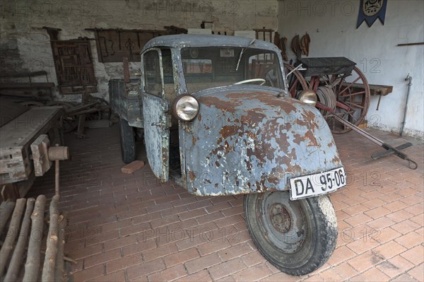 Old three-wheeled van from the 1930s