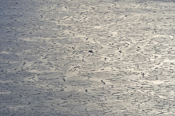 Pancake ice