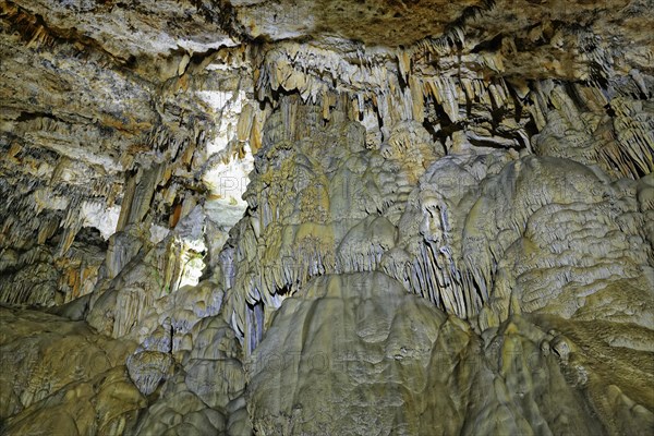 Dim Magarasi stalactite cave