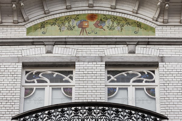 Art Deco facade