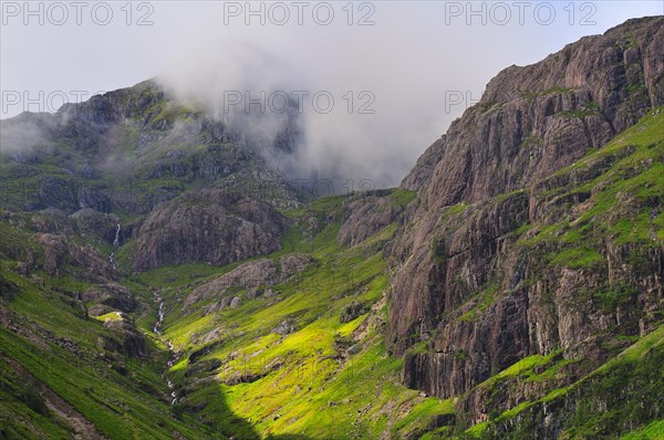 Clouds hanging over the mountains at the Tree Sisters
