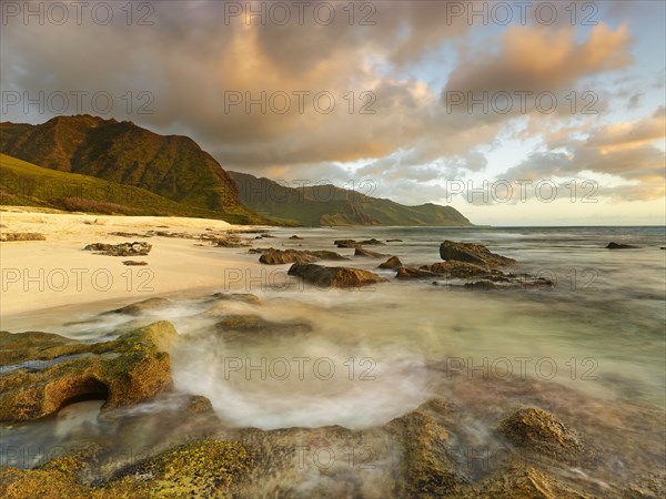 Sunset at Ka'ena Point State Park