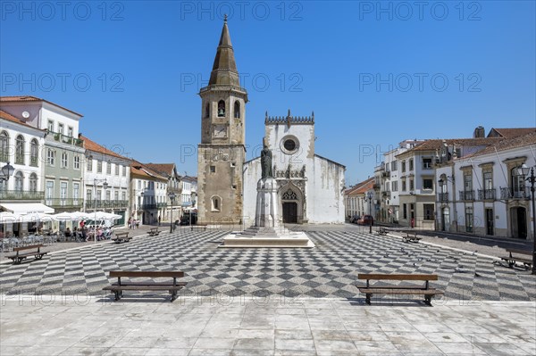 Church of Saint John the Baptist and Republic Plaza