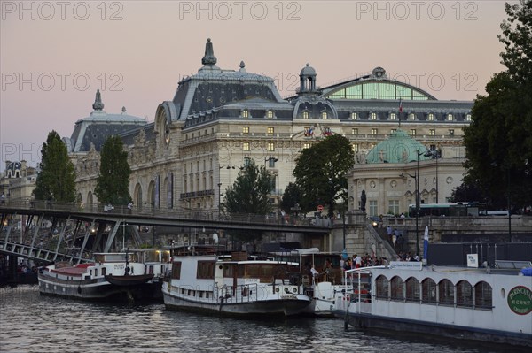 Musee d'Orsay and the Seine