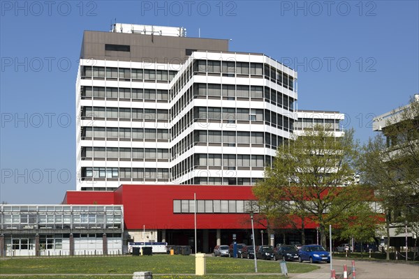 Multi-purpose high-rise building