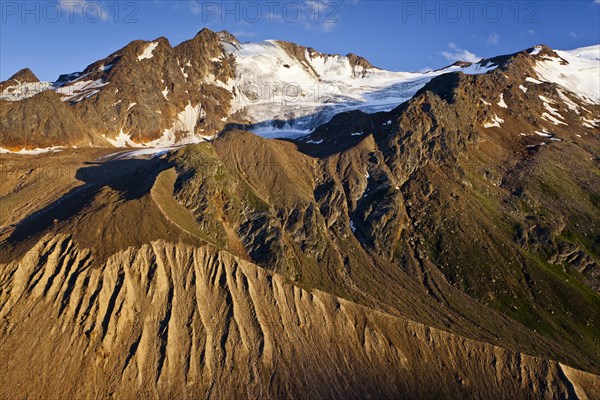 Mt Weisskugel and Mt Barenbartferner