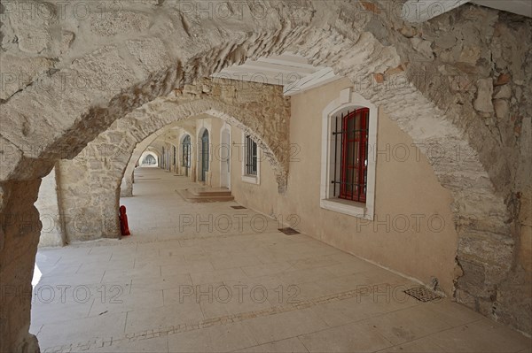Arcades
