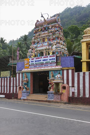 Buddhist temple near Tholangamuwa