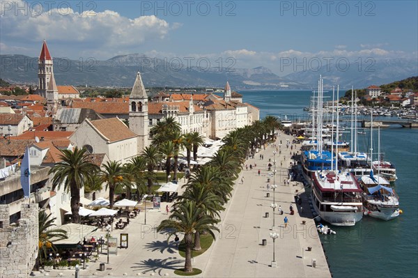 View from Kamerlengo Castle of the harbour with the promenade