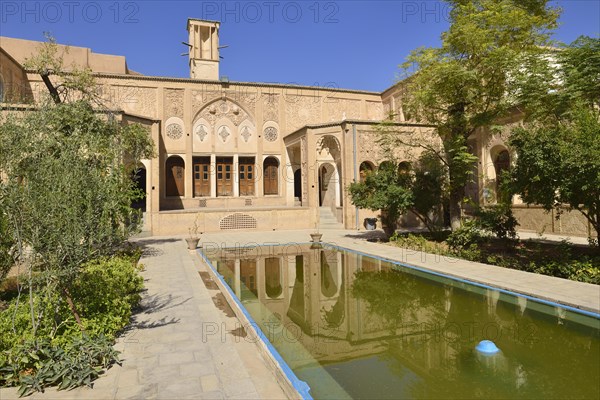 Historic merchants palace Boroujerdi House