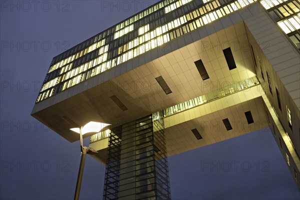 Kranhaus office building