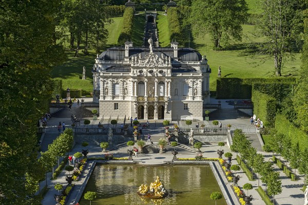 Water parterre in the palace gardens