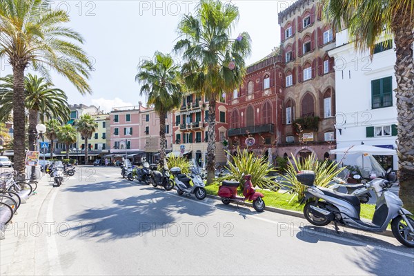 Old mansions in Sestri Levante
