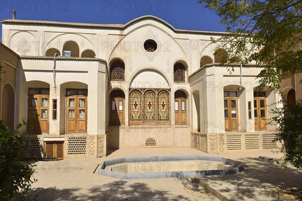 Historic merchants palace Boroujerdi House