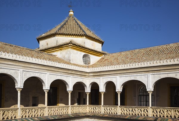 The colonnaded upper floor of the mansion Casa de Pilatos