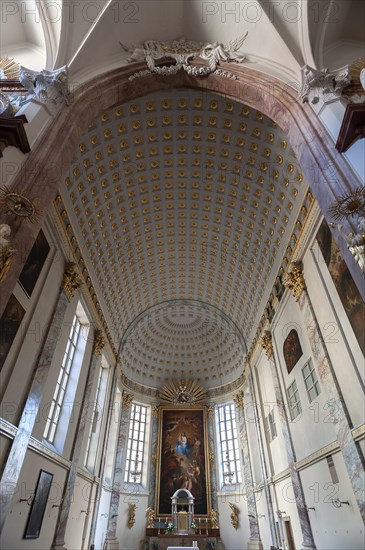Ceiling vault above the chancel