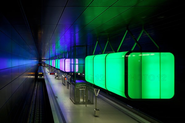 Light installation in the U-Bahn HafenCity Universitat subway station