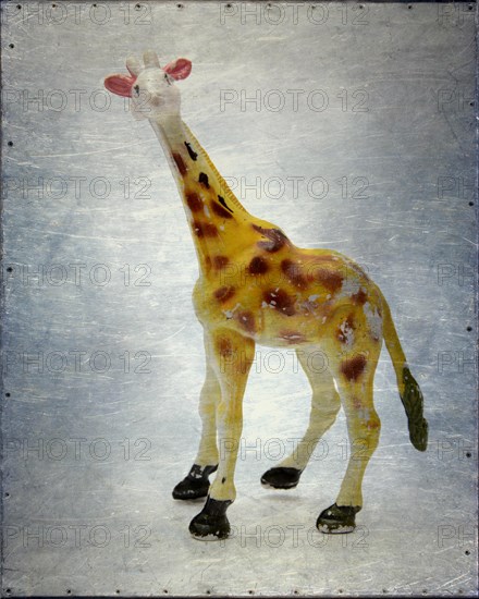 Giraffe figurine