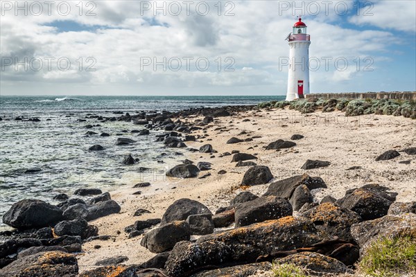 Griffiths Island lighthouse