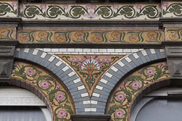 Art Deco facade