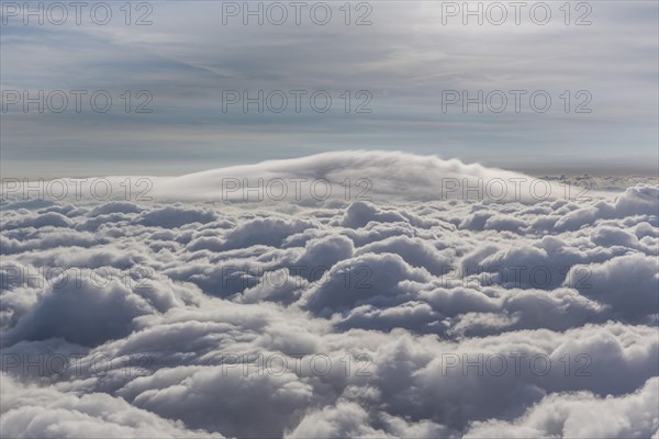 Lenticular cloud