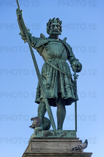 Monument to Kaspar Winzerer by Ferdinand von Miller war memorial