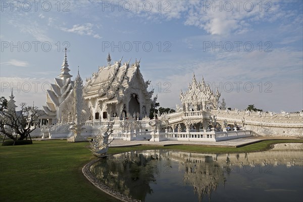 The White Temple of Wat Rong Khun