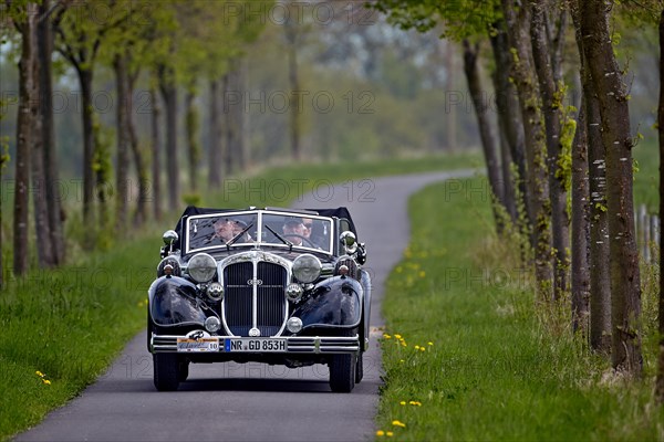 Vintage Horch 830
