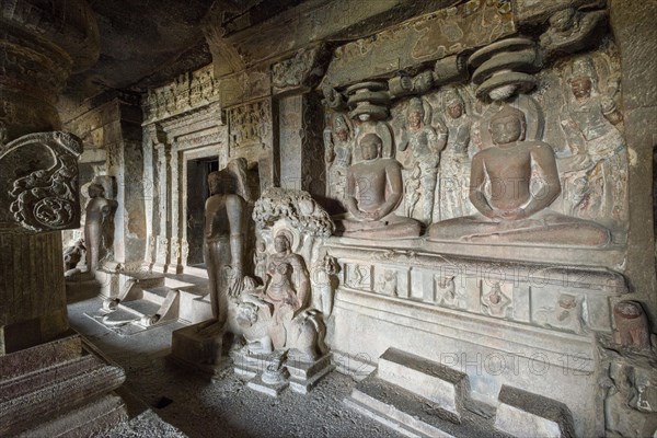 Cave 33