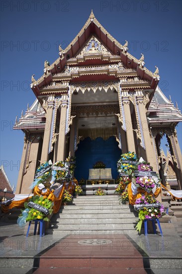 Wat Pom decorated for a royal burial