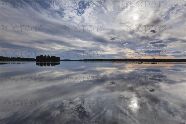 Tiken Lake