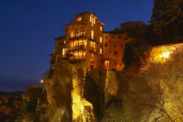 Casas Colgadas