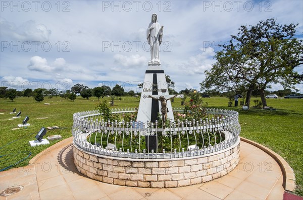 Christian statue in front of the Military church