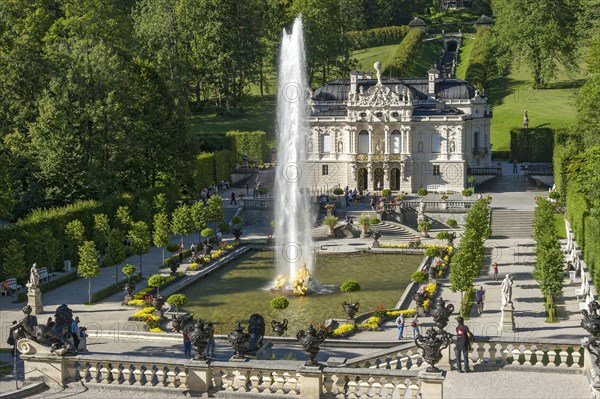 Flora fountain with a water fountain