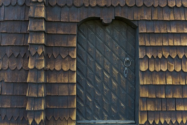 Entrance door