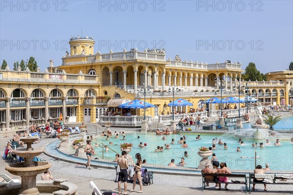 Szechenyi Thermal Bath or Szechenyi-gyogyfurdo
