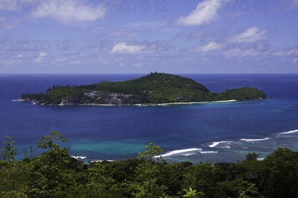 View towards Therese Island