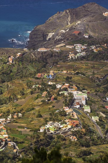 View of the valley and the sea